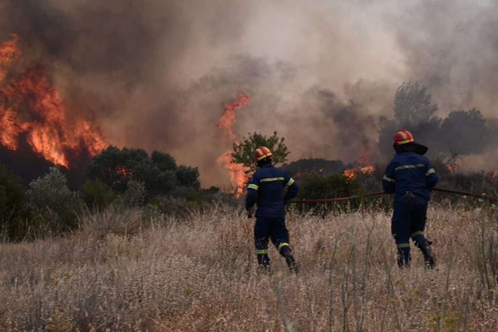 Φωτιές σε Κουβαρά-Καλύβια: Καμία ενεργή εστία σε Λαγονήσι-Σαρωνίδα-Ανάβυσσο (upd)