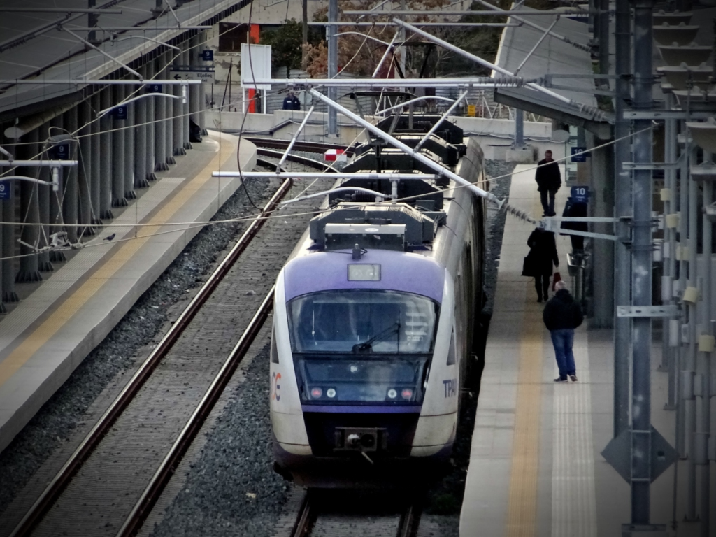 Hellenic Train: Αποκαταστάθηκε η γραμμή του προαστιακού προς το Κιάτο (upd)