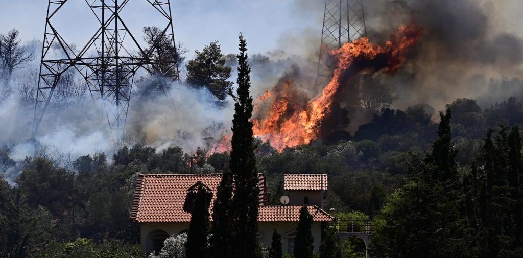 Δήμαρχος Λαυρεωτικής: «Κάηκαν περισσότερα από 30.000 στρέμματα»
