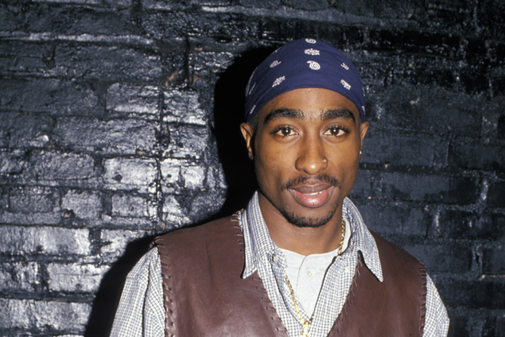 27 χρόνια μετά εκδόθηκε ένταλμα έρευνας για την δολοφονία του Tupac