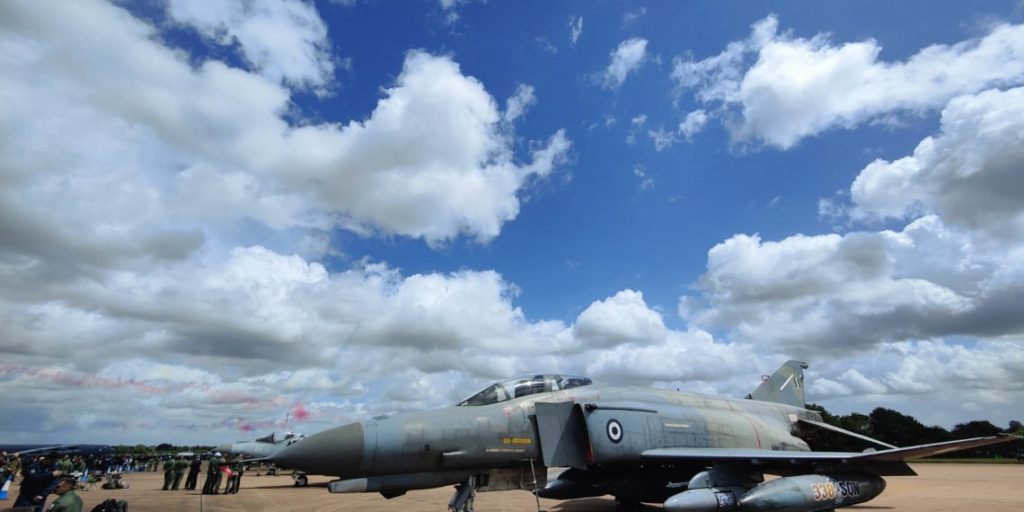RIAT 2023: Μάγεψε το βρετανικό κοινό το F-4 Phantom II της 338Μ (βίντεο)