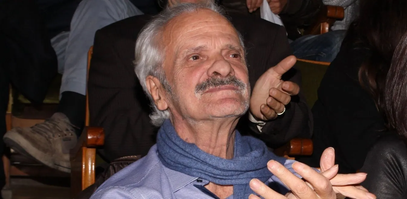 Στο νοσοκομείο ο ηθοποιός Σπύρος Φωκάς μετά τις φωτιές κοντά στο σπίτι του (φωτο)