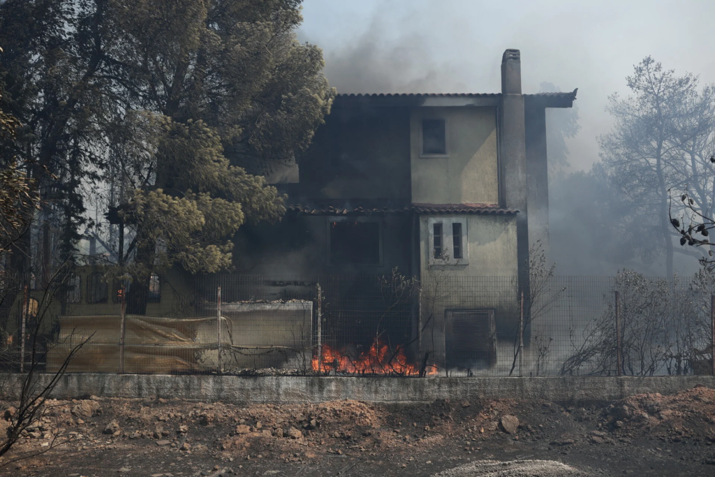 Στις πληγείσες περιοχές του δήμου Σαρωνικού μεταβαίνει σήμερα κλιμάκιο του ΣΥΡΙΖΑ
