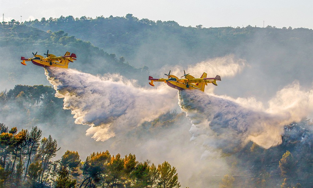 Canadair CL-415: Ο ακούραστος «εργάτης» της εναέριας πυρόσβεσης