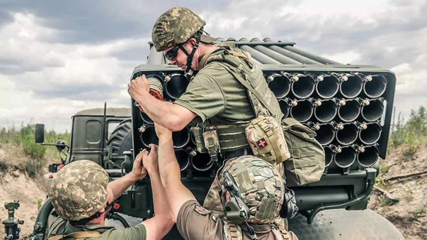 Ενημερωμένος ο Β.Ζελένσκι για το τι πολεμικό υλικό αποσύρει η Βουλγαρία – Τους ζήτησε ότι δεν είναι σε ενεργές μονάδες