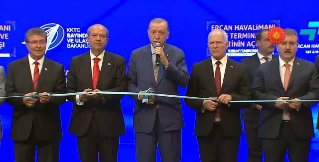 Με διευκόλυνση των τουρκοκύπριων από τις τουρκικές προξενικές αρχές το «δώρο» Ρ.Τ.Ερντογάν στον Ε.Τατάρ