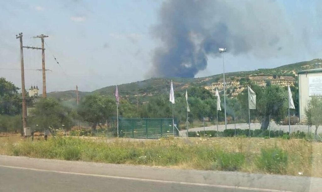 Αναζωπύρωση στην πυρκαγιά της Λακωνίας – Συνεχίζεται η μάχη με τις φλόγες