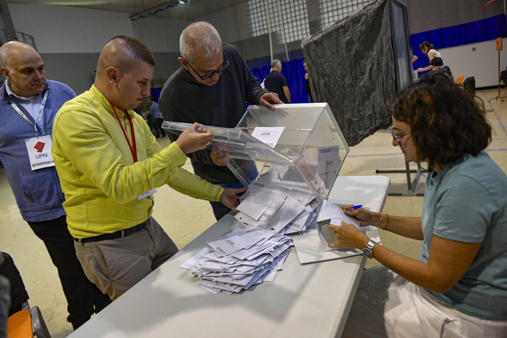 Προς μεγάλη συμπαράταξη της Δεξιάς στην Ισπανία στις επερχόμενες εθνικές εκλογές