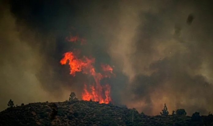 Φωτιά στη Ρόδο: Ο πρώτος απολογισμός της καταστροφής – «Κάηκαν αρκετά στρέμματα παρθένου δάσους»