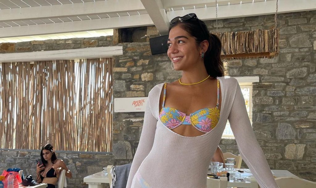 Μ.Νικολαΐδη: Στην Κρήτη με το ζεύγος Δ.Βανδή-Β.Μπισμπίκη – Οι selfies με μαγιό (φωτό)