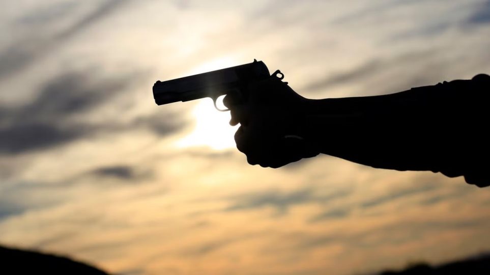 Ηγουμενίτσα: «Πιστολέρο» άνοιξε πυρ στο κέντρο της πόλης