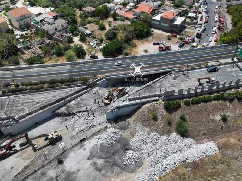 Πάτρα: Ακόμα μία σύλληψη για την πτώση της γέφυρας – Φόβοι για εγκλωβισμένους στα χαλάσματα
