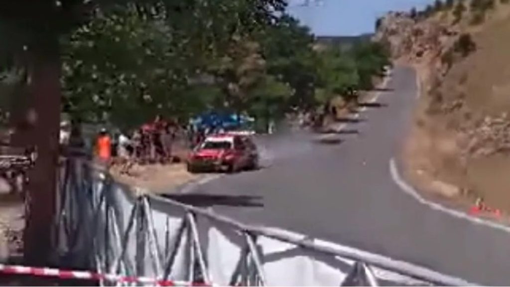 Δημητσάνα: Βίντεο από τα δύο ατυχήματα στο ράλι – Τραυματίστηκαν πέντε άτομα