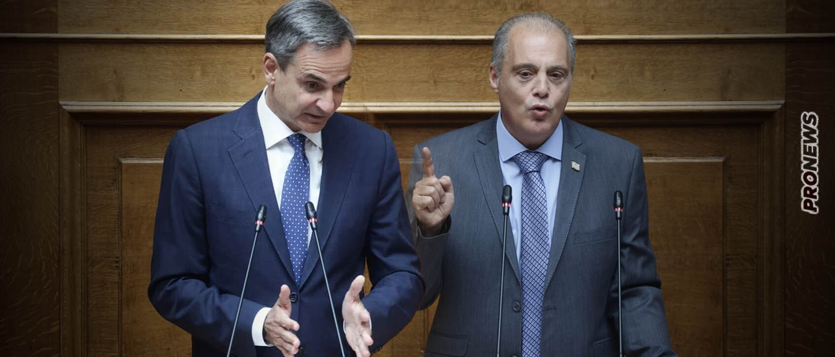 Σύγκρουση Κ.Μητσοτάκη με Κ.Βελόπουλο στην Βουλή πάνω στην καμένη γη:  «Πατριώτες της φακής», ανεμογεννήτριες και πυροσβεστικά