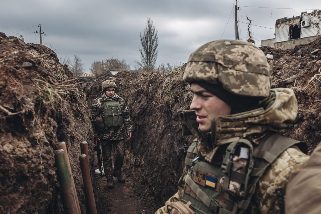 Πόλεμος χαρακωμάτων στην ανατολική Ουρανία: Ρώσοι εναντίον Ουκρανών