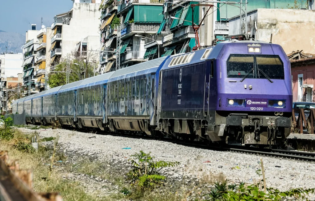 Hellenic Train: Ακινητοποιήθηκε αμαξοστοιχία στο Πλατύ – Ταλαιπωρία για τους επιβάτες