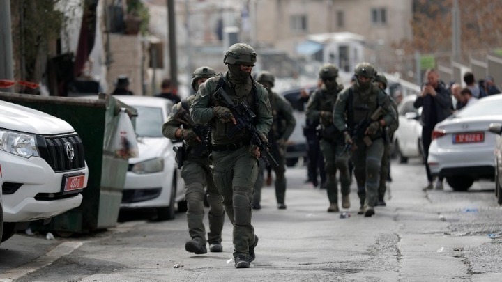 Ο ισραηλινός στρατός ανακοίνωσε ότι «εξουδετέρωσε» τρεις Παλαιστίνιους που άνοιξαν πυρ στη Δυτική Όχθη