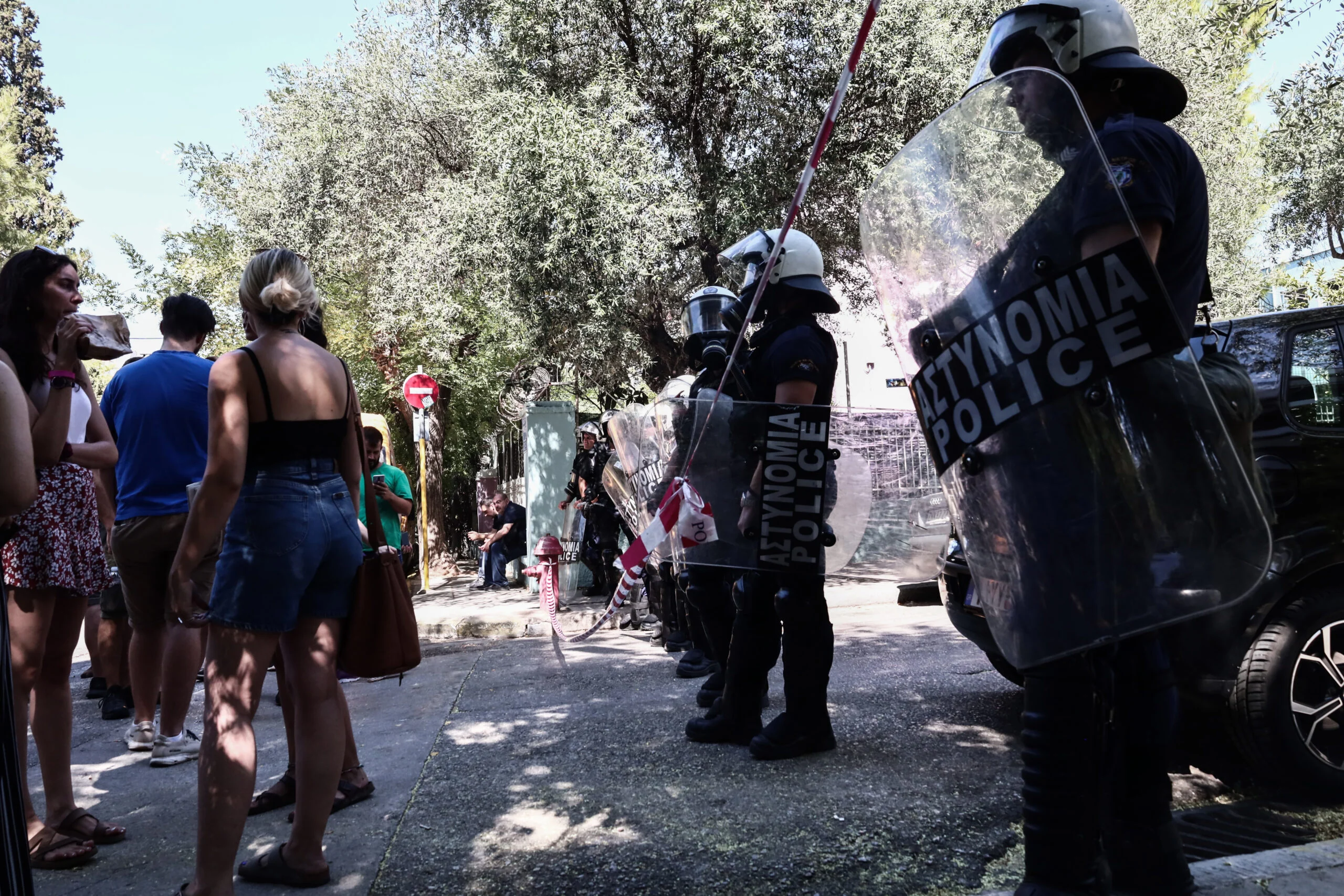 Ανεστάλη η έξωση της μονογονεϊκής οικογένειας στα Άνω Πατήσια για χρέος 800 ευρώ