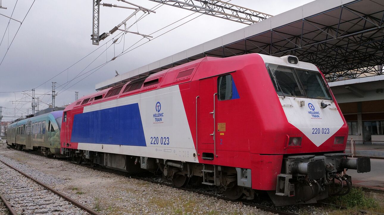 Hellenic Train: Με λεωφορεία τα δρομολόγια των αμαξοστοιχιών 11574 και 11575 λόγω της φωτιάς στη Μαγνησία