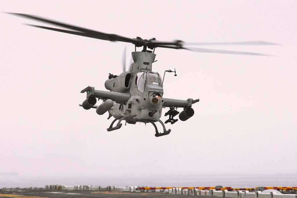 Τσεχία: Παρέλαβε τα δύο πρώτα επιθετικά ελικόπτερα AH-1Z Viper