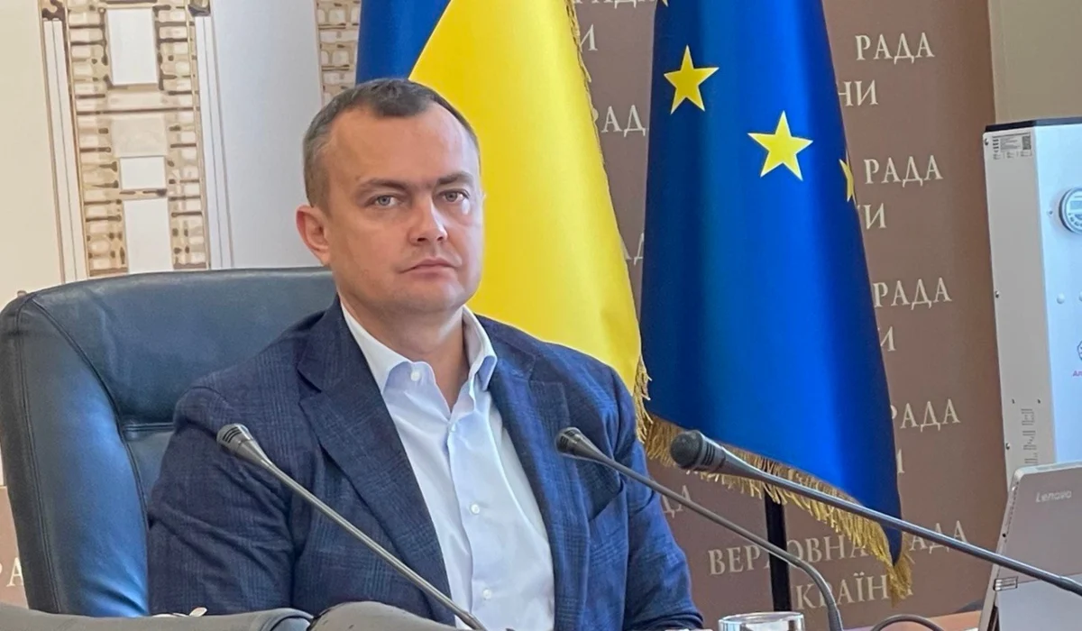 Ουκρανία: Σάλος με βουλευτή που πήρε αναρρωτική άδεια εν μέσω πολέμου για να πάει… στις Μαλδίδες για διακοπές