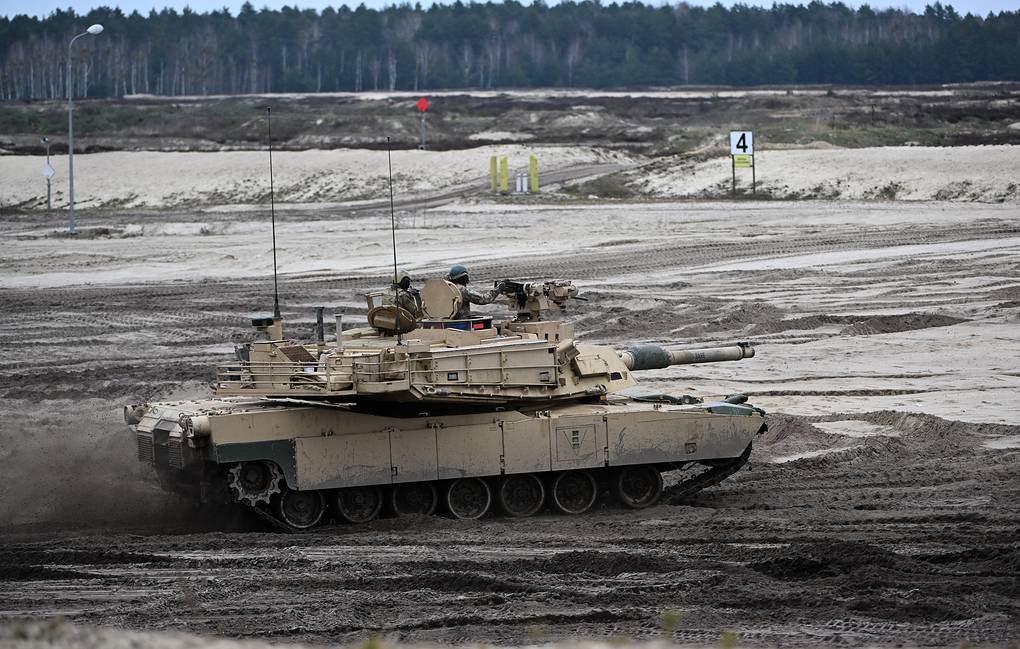 ΗΠΑ: Ξεκινούν να παραδίδουν το Σεπτέμβριο άρματα μάχης Abrams