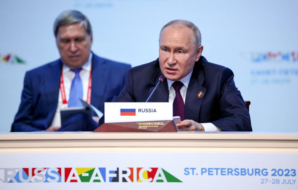 Β.Πούτιν: Η Ρωσία είναι έτοιμη για διαπραγματεύσεις αλλά αρνείται η Ουκρανία