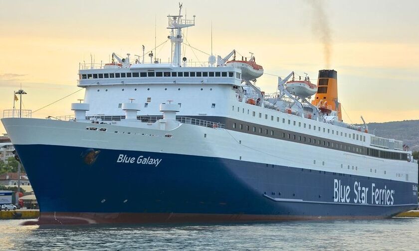 Πειραιάς: Μηχανική βλάβη στο «Blue Galaxy» – Πάνω από επτά ώρες ταλαιπωρία για 606 επιβαίνοντες