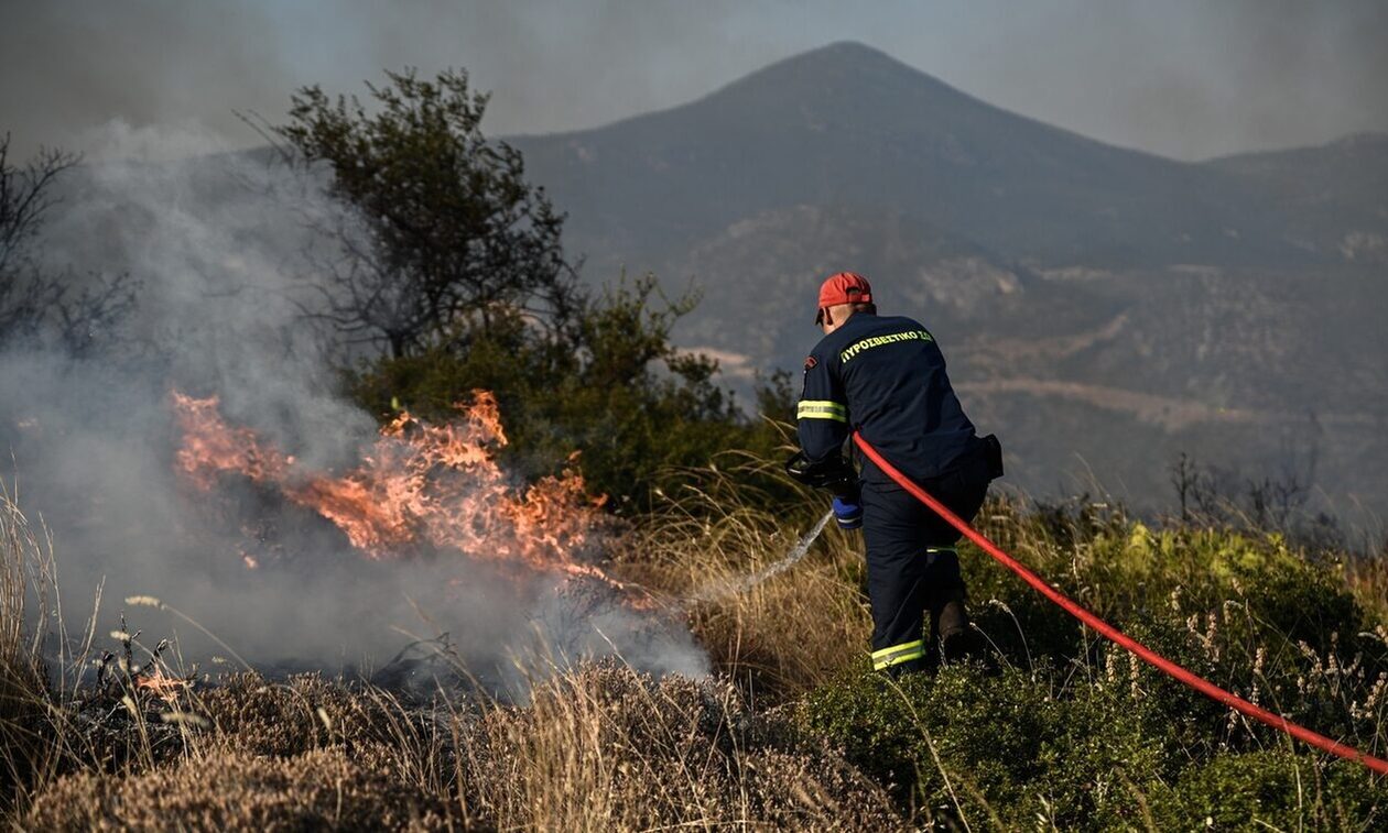 ΓΓΠΠ: Πολύ υψηλός ο κίνδυνος πυρκαγιάς για αύριο σε έξι περιφέρειες (χάρτης)