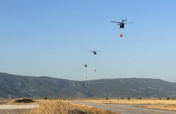 Τρία πυροσβεστικά ελικόπτερα έστειλαν οι ΗΠΑ – Το ευχαριστώ του ΥΠΕΞ