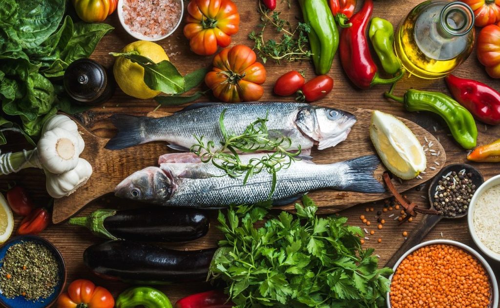 Μεσογειακή διατροφή: Αυτά είναι τα 9 λάθη που κάνουμε και την καταστρέφουμε – Τι πρέπει να προσέχουμε