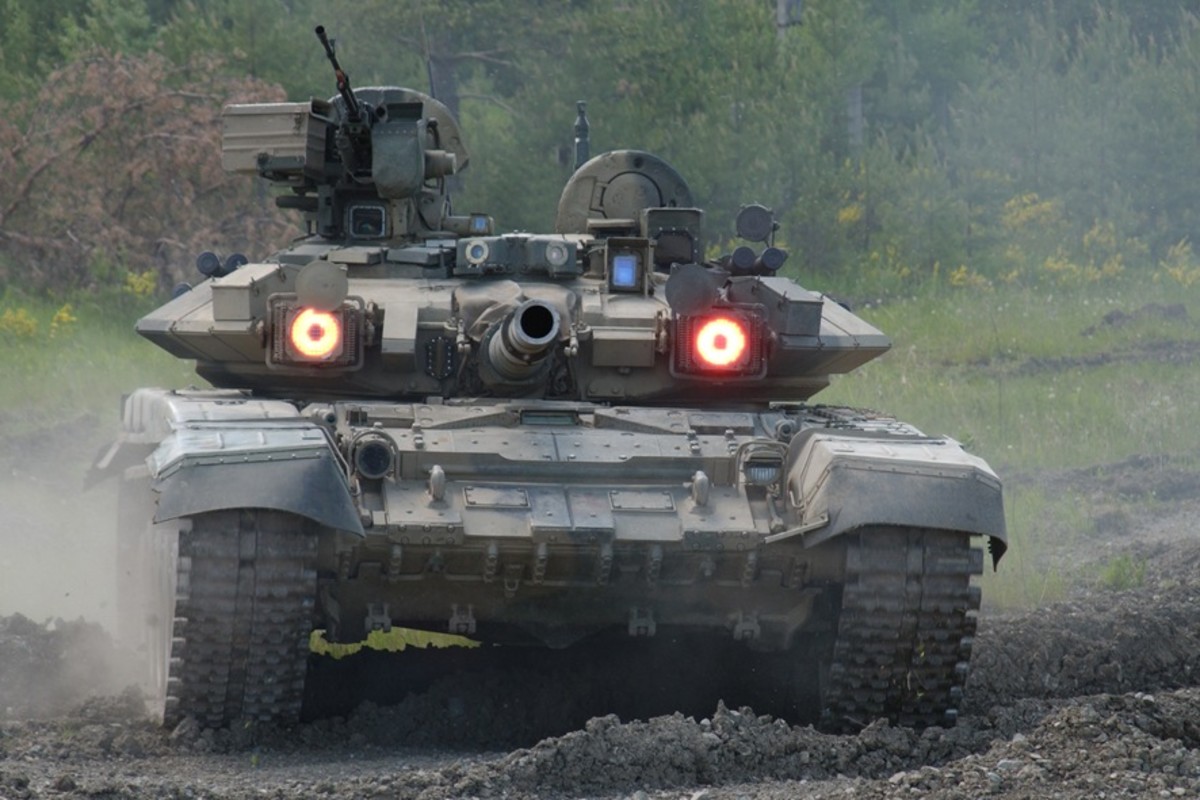 «Σφαγή» ουκρανικής επίθεσης στην Ζαπορίζια: Ένα ρωσικό Τ-90 εξουδετέρωσε ουκρανική φάλαγγα από οκτώ τεθωρακισμένα και άρματα