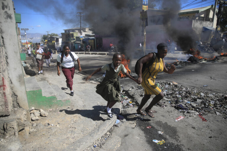 Η Αϊτή χαιρετίζει την ανακοίνωση της κυβέρνησης της Κένυας πως είναι διατεθειμένη να ηγηθεί πολυεθνικής δύναμης