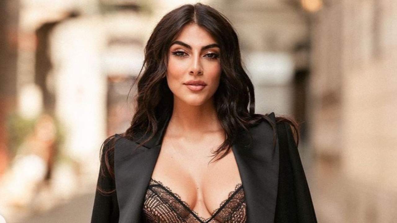 Giulia Salemi: Η μελαχρινή που θα σε κάνει να… «χάσεις» τον ύπνο σου (φώτο)