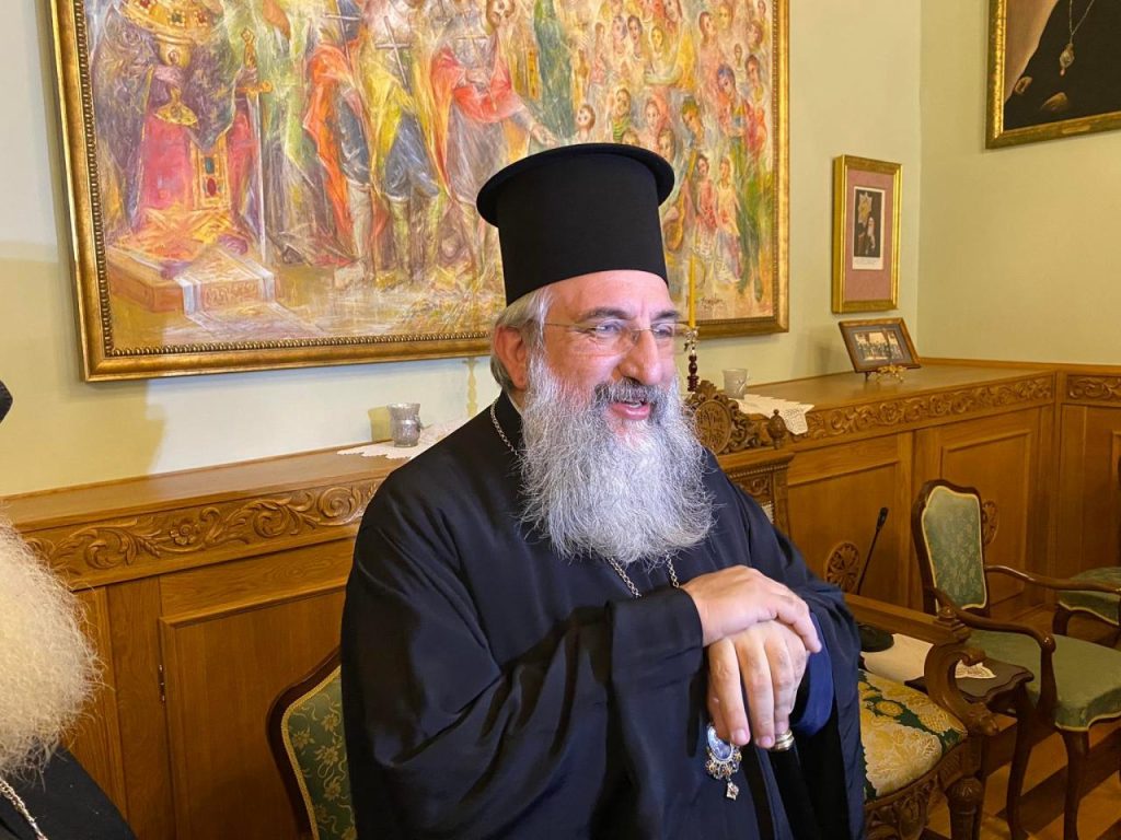 Αρχιεπίσκοπος Κρήτης: Στο νοσοκομείο με λοίμωξη του αναπνευστικού