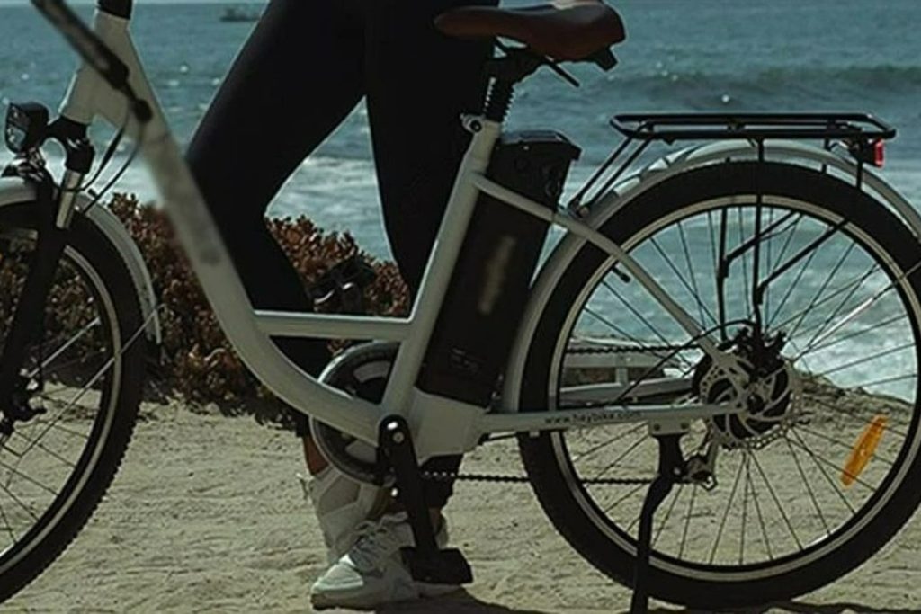 «Λυγίζει» η μητέρα της 20χρονης που σκοτώθηκε με ηλεκτρικό ποδήλατο στο Αγκίστρι – «Δεν θέλω να μάθω λεπτομέρειες»