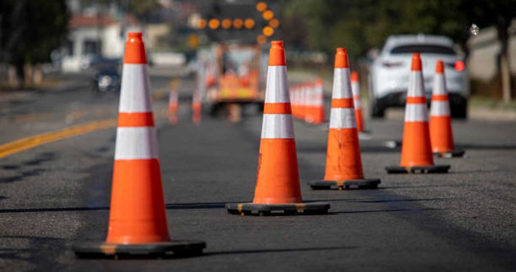 Οι κυκλοφοριακές ρυθμίσεις που θα ισχύσουν μέχρι τις 5 Αυγούστου σε Λ.Ποσειδώνος και Λ.Συγγρού