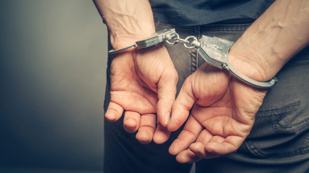 Ιωάννινα: Στον εισαγγελέα οδηγείται ο 57χρονος που συνελήφθη για εμπρησμό στα Τζουμέρκα