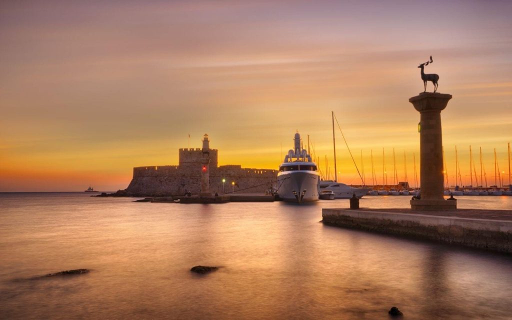 «Rhodes, What you love is here»: Το υπουργείο Τουρισμού ξεκινά καμπάνια παγκόσμιας εμβέλειας για τη Ρόδο