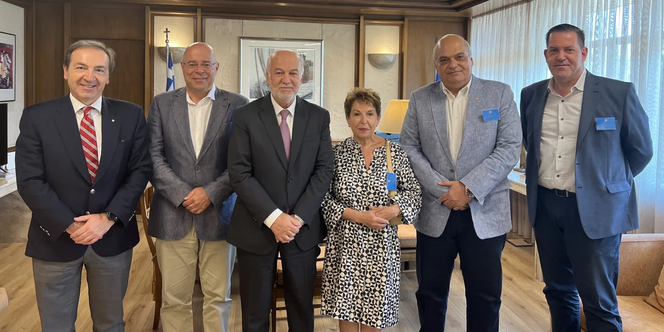 Γ.Φλωρίδης: Συναντήθηκε με εκπροσώπους των συμβολαιογράφων – Ποιο ήταν το βασικό θέμα συζήτησης