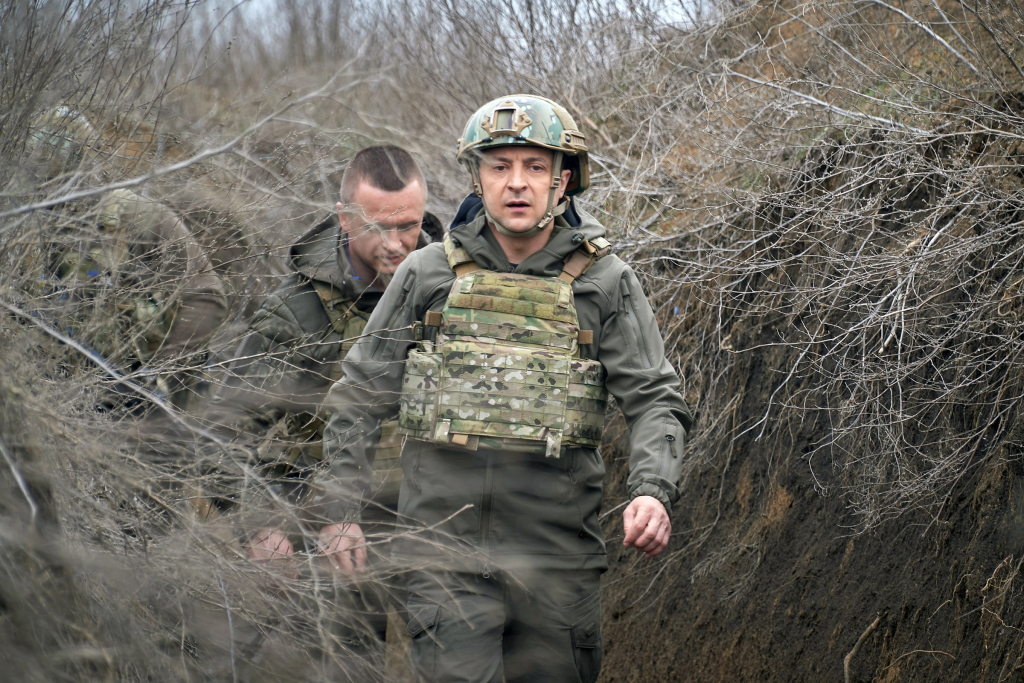 Ο Β.Ζελένσκι προσπαθεί να δώσει θάρρος ή δικαιολογείται; «Πολύ βίαιες μάχες, αλλά η Ουκρανία κυριαρχεί στην αντεπίθεση που θα είναι μακρά»
