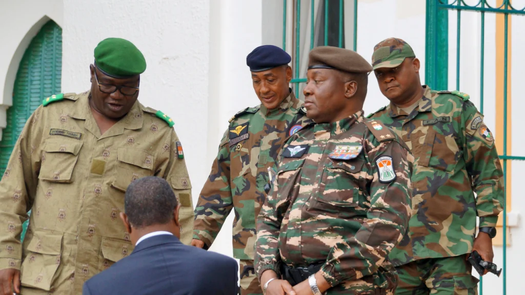 Προοίμιο πολέμου; – Η νέα κυβέρνηση του Νίγηρα διέκοψε τις διπλωματικές σχέσεις με ΗΠΑ, Νιγηρία και Τόνγκο