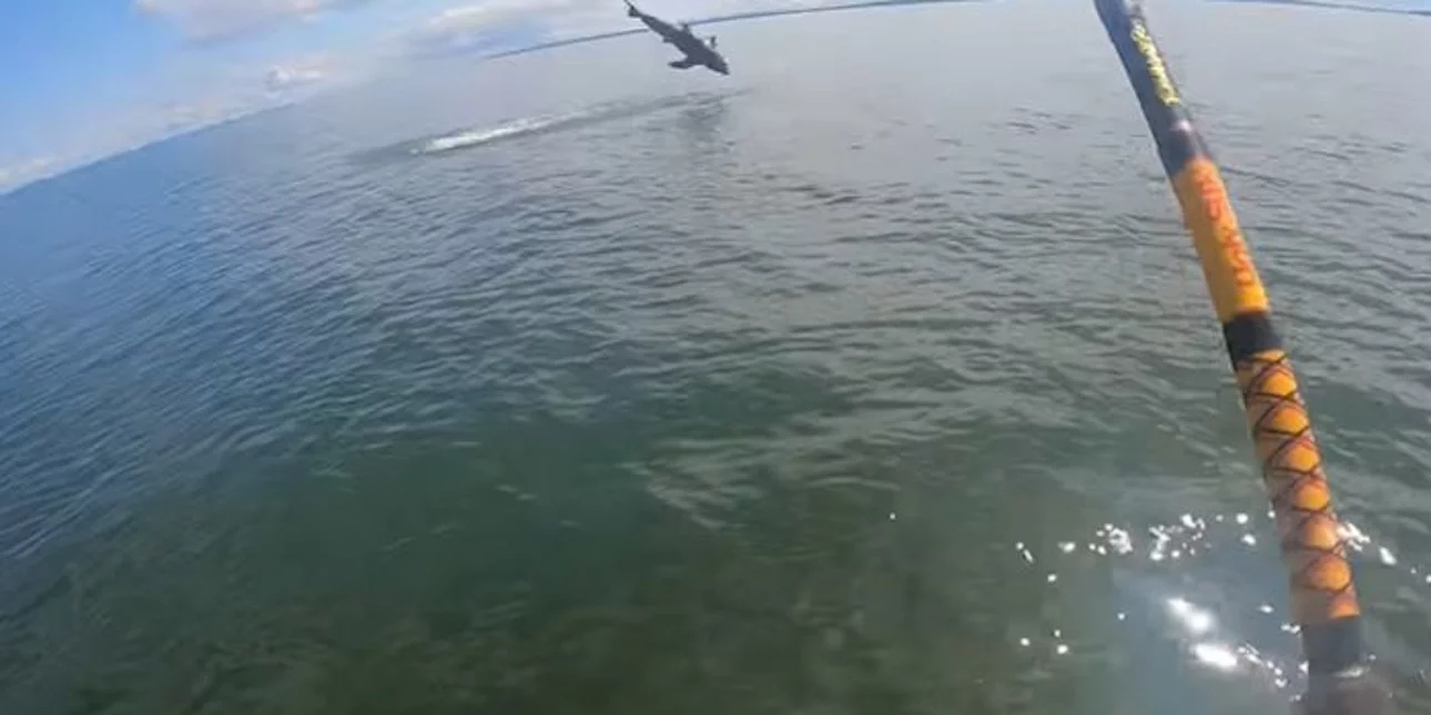 Δεν πίστευε στα μάτια του ψαράς στον Καναδά – Έπιασε με πετονιά λευκό καρχαρία (βίντεο)