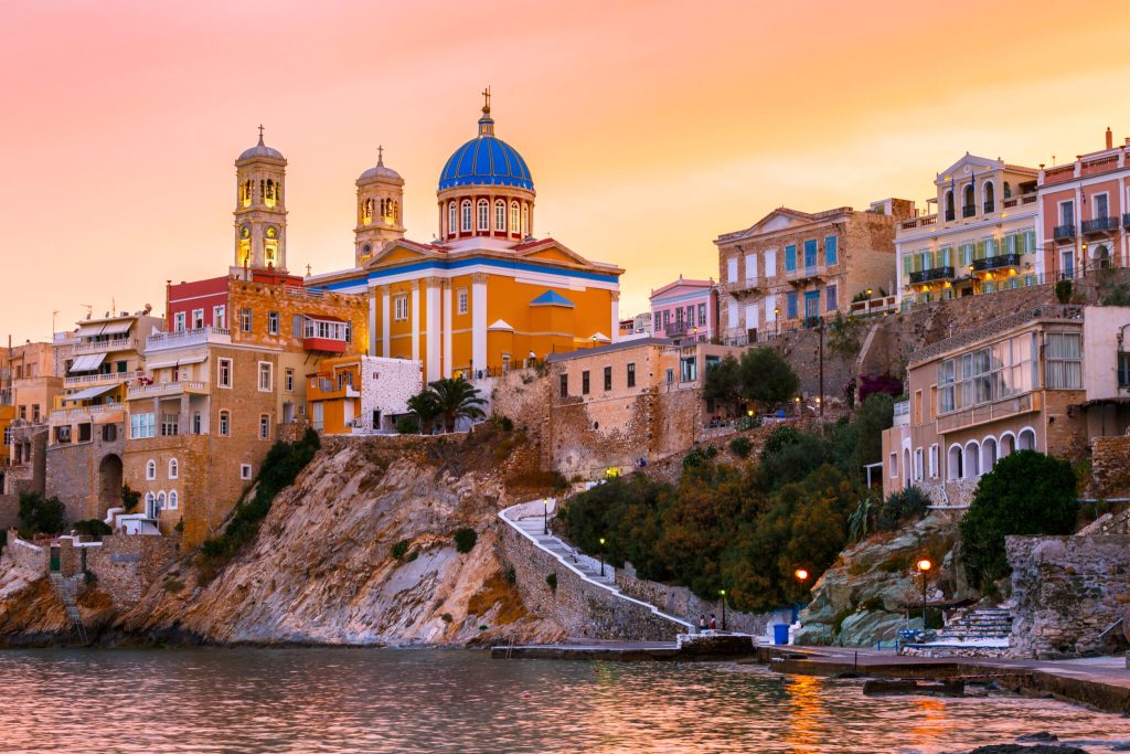 Αυτά είναι τα 21 ελληνικά νησιά που επιλέγουν φέτος το καλοκαίρι οι Γερμανοί