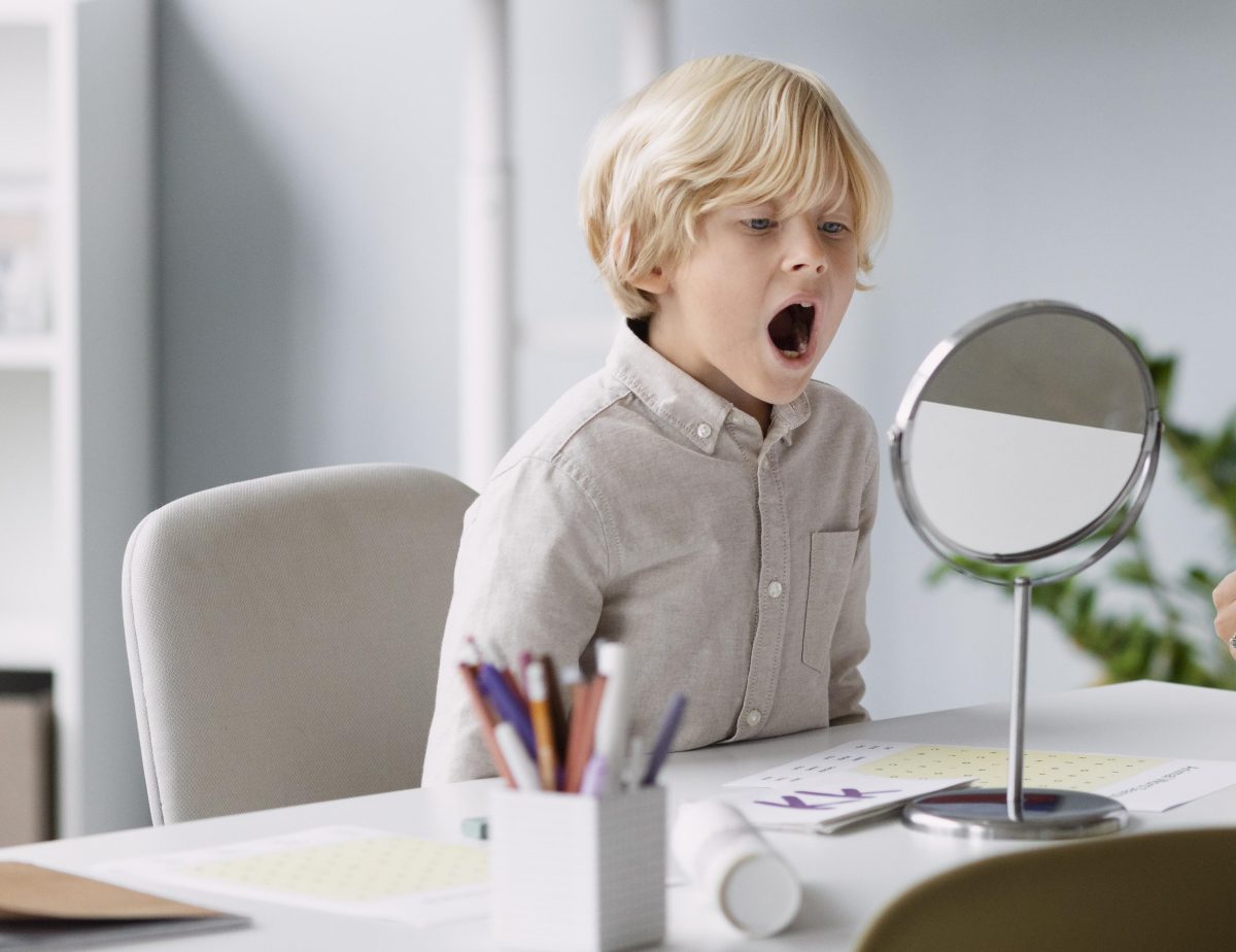 Αυτές είναι οι πιο συχνές κινήσεις που μιμούνται τα παιδιά