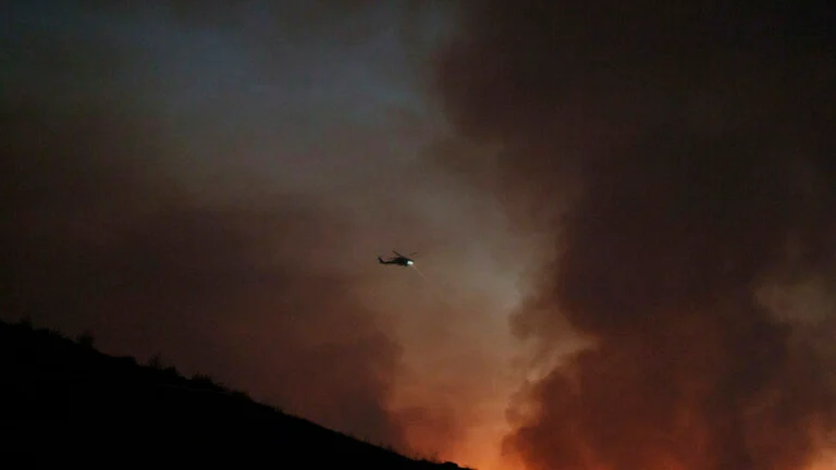 ΗΠΑ: Συνετρίβη ελικόπτερο πυρόσβεσης στην Καλιφόρνια – Σκοτώθηκαν τρία άτομα