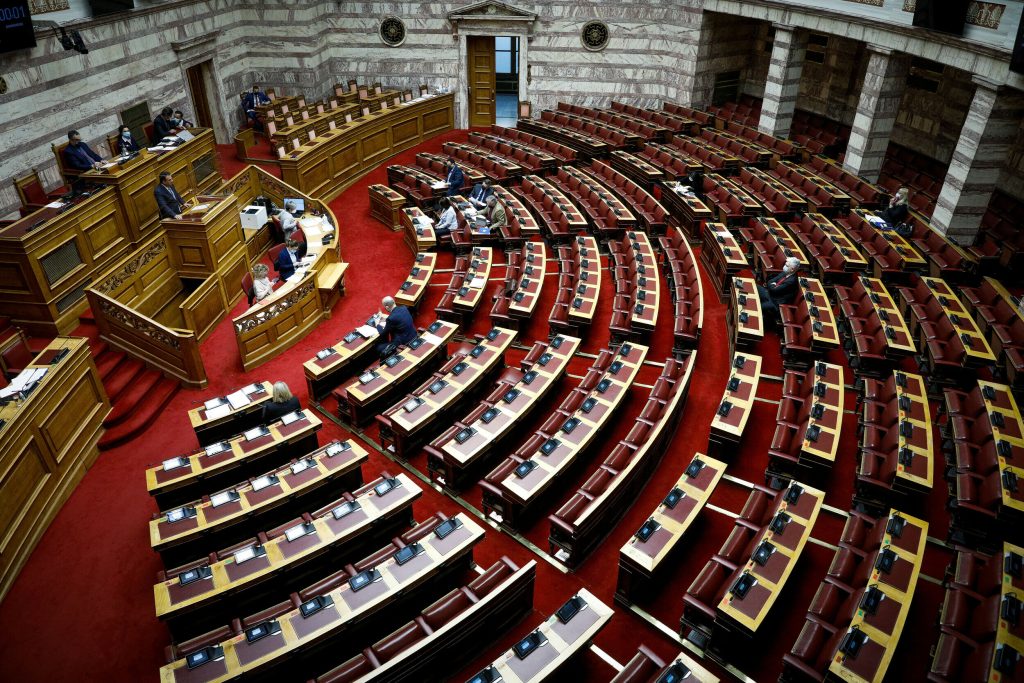 Ο ΣΥΡΙΖΑ κατέθεσε στη Βουλή ερώτηση για το «Κίνημα της πετσέτας»