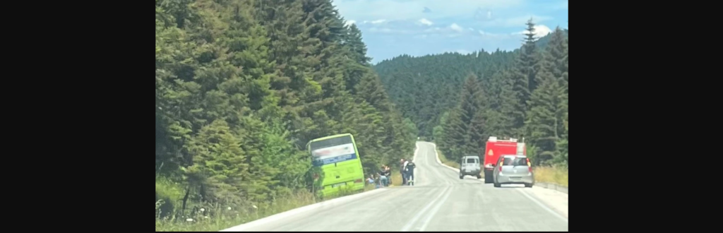 Ατύχημα στα Τρίκαλα: Λεωφορείο ξέφυγε από την πορεία του
