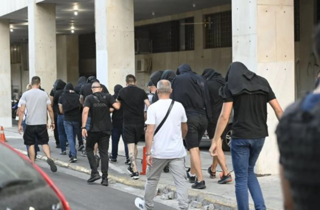 Σύλληψη πέντε Κροατών νεοναζί χούλιγκαν στην Ηγουμενίτσα: «Ήρθαμε για διακοπές» – Πώς προδόθηκαν
