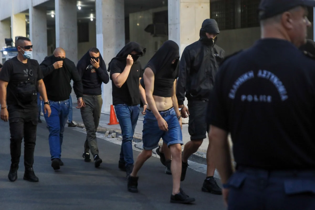 Έλληνες και Κροάτες χούλιγκανς αλληλοκατηγορούνται μετά την δολοφονία του 29χρονου Μιχάλη Κατσουρή